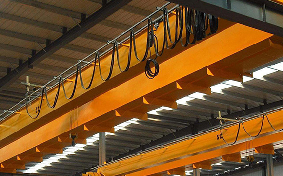 地轨式桁架机器人第七轴的发展与应用