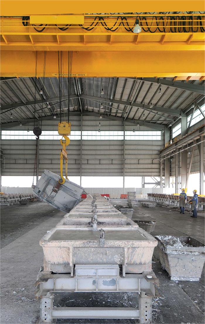 高温金属制造特种起重机.jpg